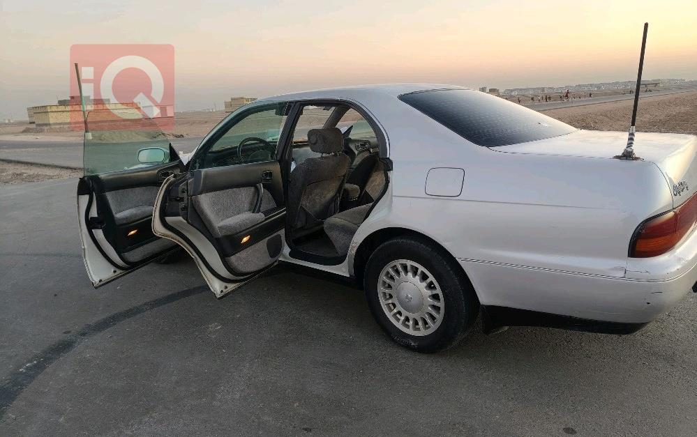 تويوتا كراون